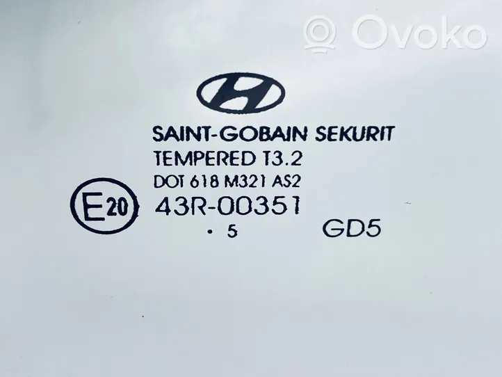 Hyundai i30 Vitre de fenêtre porte arrière 83421A6000