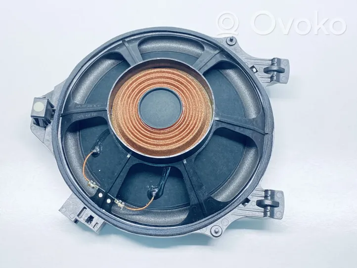 Mercedes-Benz S W222 Subwoofer-bassokaiutin A2228203602