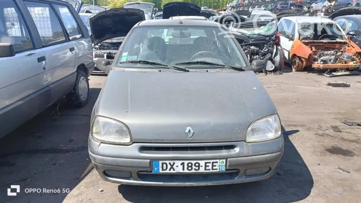 Renault Clio I Takasivuikkuna/-lasi 7700794917