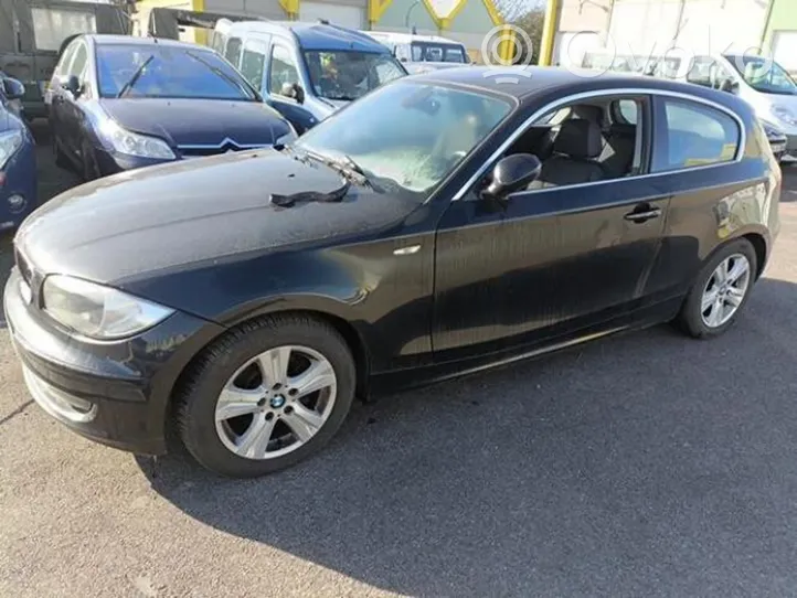 BMW 1 E81 E87 Wąż / Przewód klimatyzacji A/C 698930904