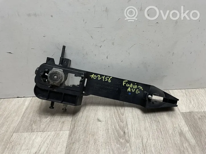 Ford Fusion Klamka zewnętrzna drzwi przednich 1372506