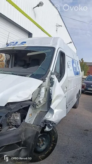 Nissan Interstar Klapka wlewu paliwa 