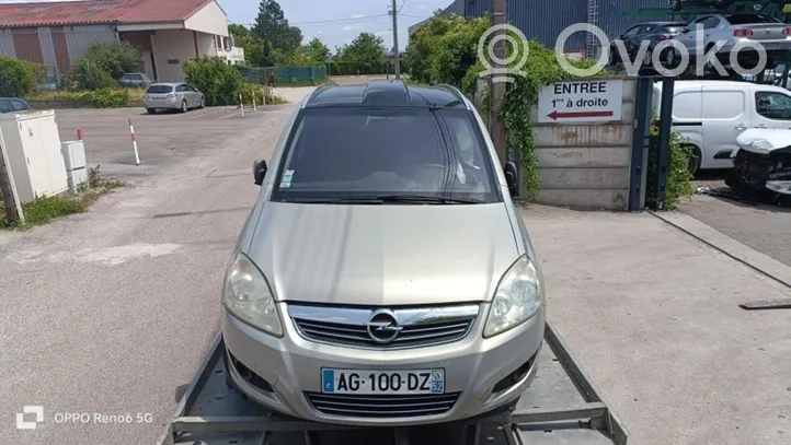 Opel Zafira B Feu antibrouillard avant 93357465