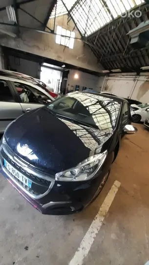 Peugeot 208 Kardanwelle komplett 9803959580