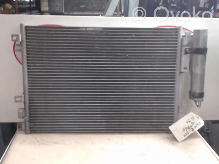 Renault Clio III Radiateur condenseur de climatisation 8200757789