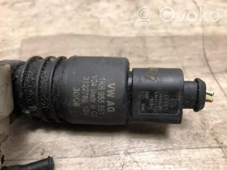 Volkswagen Polo Tuulilasi tuulilasinpesimen pumppu 1K6955651