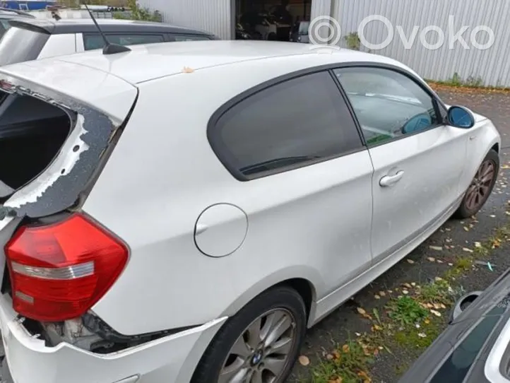 BMW 1 E81 E87 Dysze / Kratki środkowego nawiewu deski rozdzielczej 64227059187