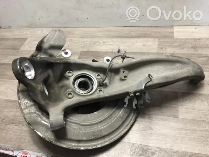 BMW 5 G30 G31 Fuso a snodo con mozzo ruota anteriore 