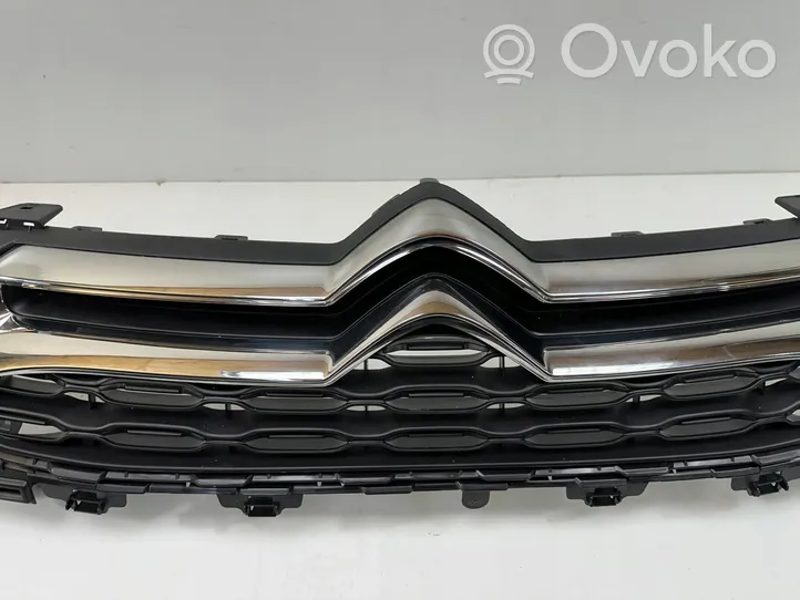 Citroen C4 II Maskownica / Grill / Atrapa górna chłodnicy 