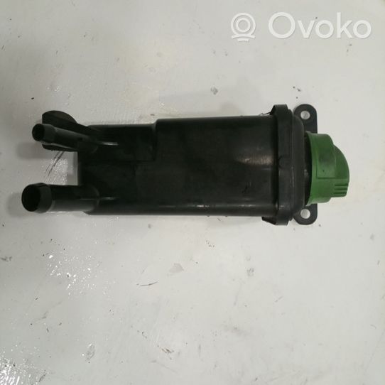 Audi A4 S4 B6 8E 8H Serbatoio/vaschetta del liquido del servosterzo 