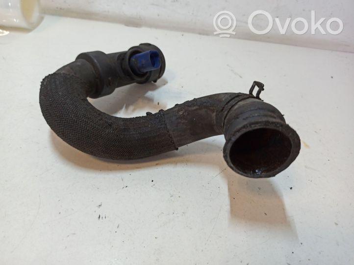 Audi A4 S4 B5 8D Coolant pipe/hose 