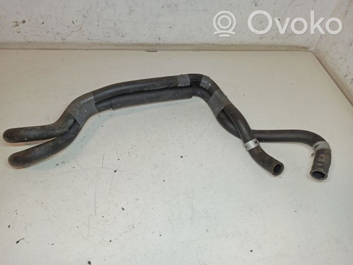 Mazda 3 III Durite de refroidissement tube 