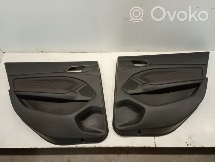 Peugeot 308 Set di rivestimento sedili e portiere 