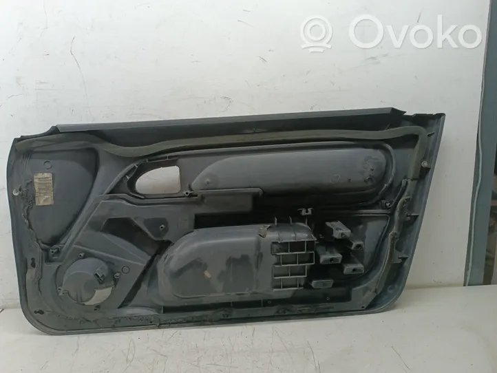 Renault Clio II Front door card panel trim 