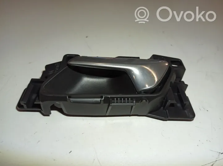 Peugeot 5008 II Rear door lock 