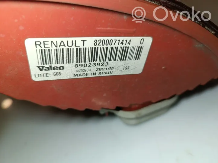 Renault Clio II Lampy tylnej klapy bagażnika 