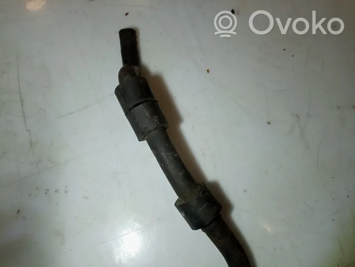 Volkswagen PASSAT B5.5 Coolant pipe/hose 