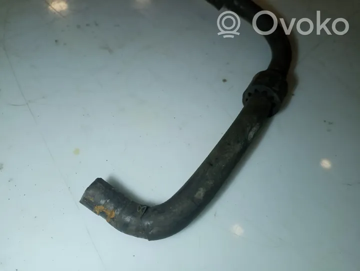 Volkswagen PASSAT B5.5 Coolant pipe/hose 