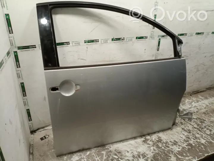 Volkswagen New Beetle Front door 