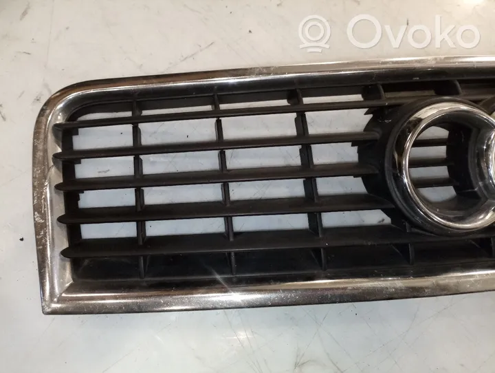 Audi A4 S4 B6 8E 8H Grille de calandre avant 