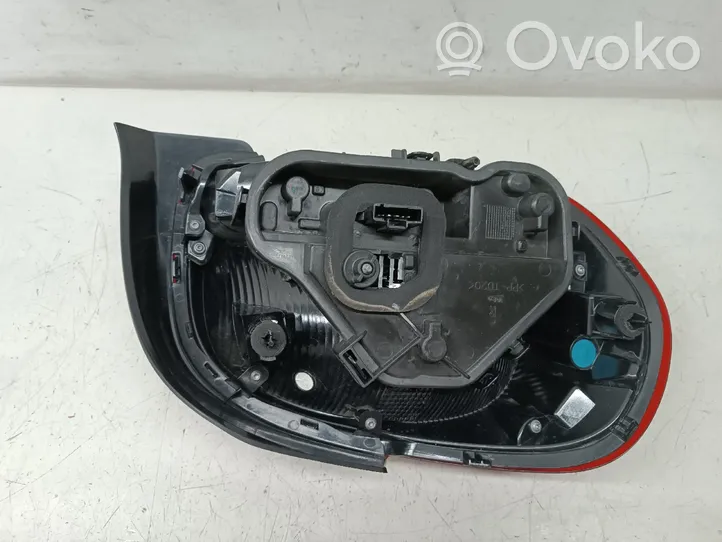 Citroen C3 Lampy tylnej klapy bagażnika 