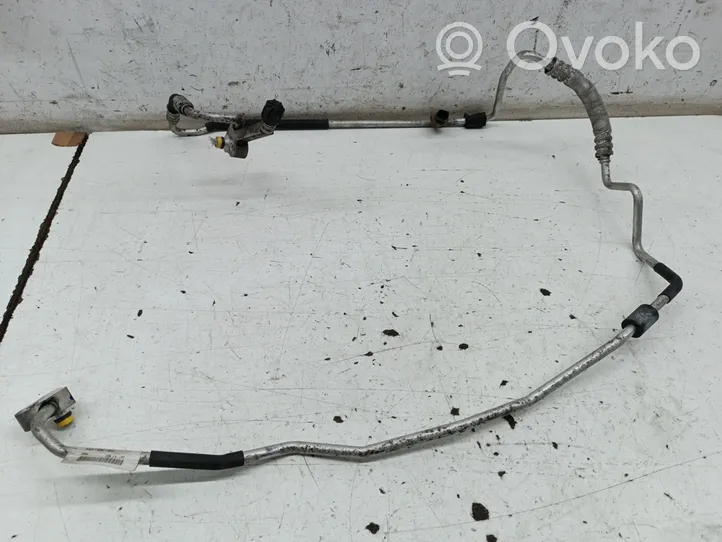 BMW 1 E81 E87 Air conditioning (A/C) pipe/hose 