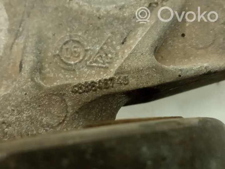 Opel Corsa D Soporte de montaje del motor 