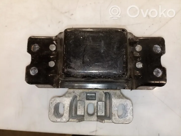 Volkswagen Golf V Engine mount bracket 