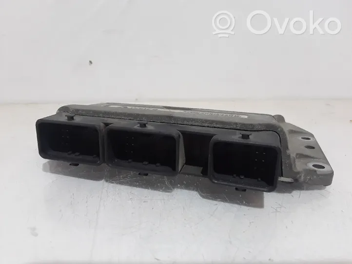 Renault Megane II Sterownik / Moduł ECU 