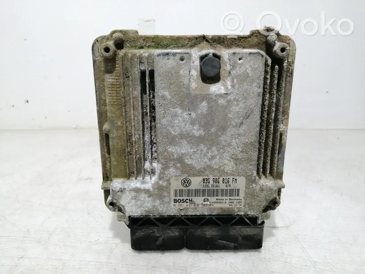 Volkswagen Golf V Sterownik / Moduł ECU 