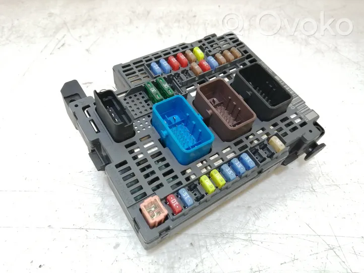 Citroen C4 II Picasso SAM control unit 