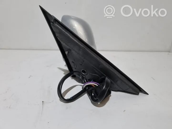 Volkswagen PASSAT B5.5 Front door electric wing mirror 