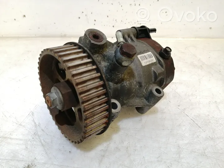 Renault Megane II Fuel injection high pressure pump 