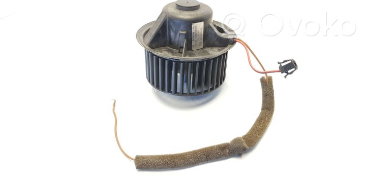 Volkswagen Golf III Ventola riscaldamento/ventilatore abitacolo 1H1819021