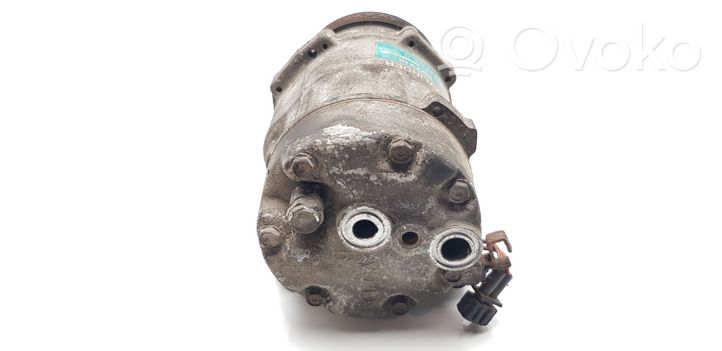 Volkswagen Golf III Compressore aria condizionata (A/C) (pompa) 1H0820803D