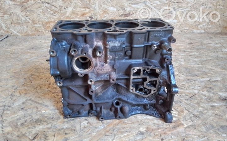 Volkswagen Touran I Engine block 038103021BP