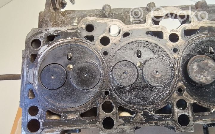 Volkswagen Bora Engine head 038103373R