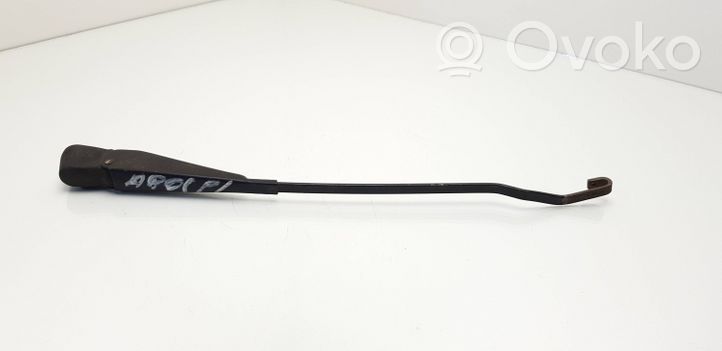 Audi 80 90 B2 Front wiper blade arm 811955407E