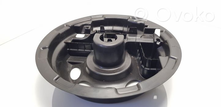 Mercedes-Benz CLK A209 C209 Garniture de section de roue de secours A2098980207