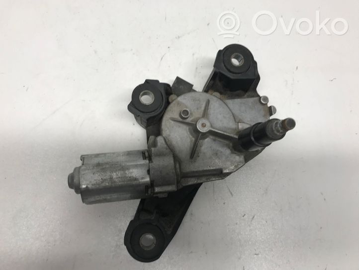 Nissan Qashqai Galinio stiklo valytuvo varikliukas 0390201820