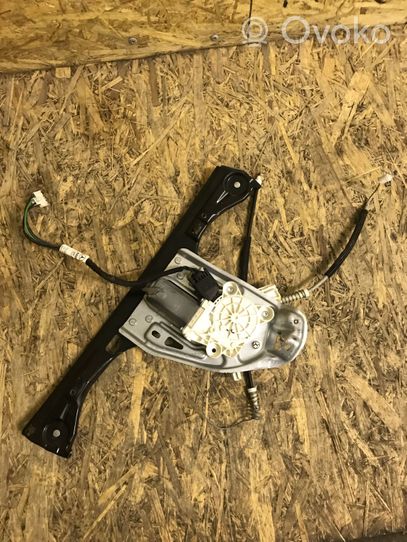 Mercedes-Benz C AMG W203 Front door window regulator with motor 