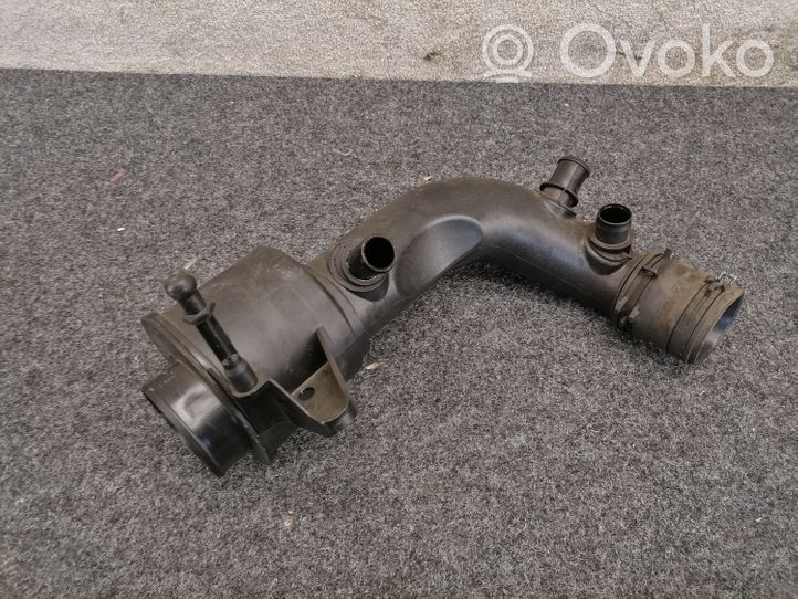 Land Rover Discovery 5 Air intake duct part JPLA9H719