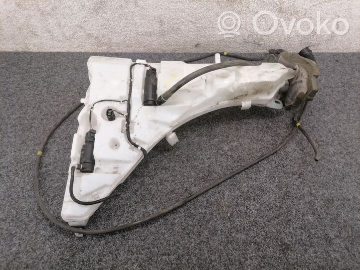 BMW X6 F16 Windshield washer fluid reservoir/tank 7292425