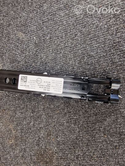 Audi A6 S6 C8 4K Rail de réglage hauteur de ceinture de sécurité 4M0857819