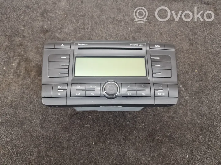 Skoda Octavia Mk2 (1Z) Panel / Radioodtwarzacz CD/DVD/GPS 1Z0035161C