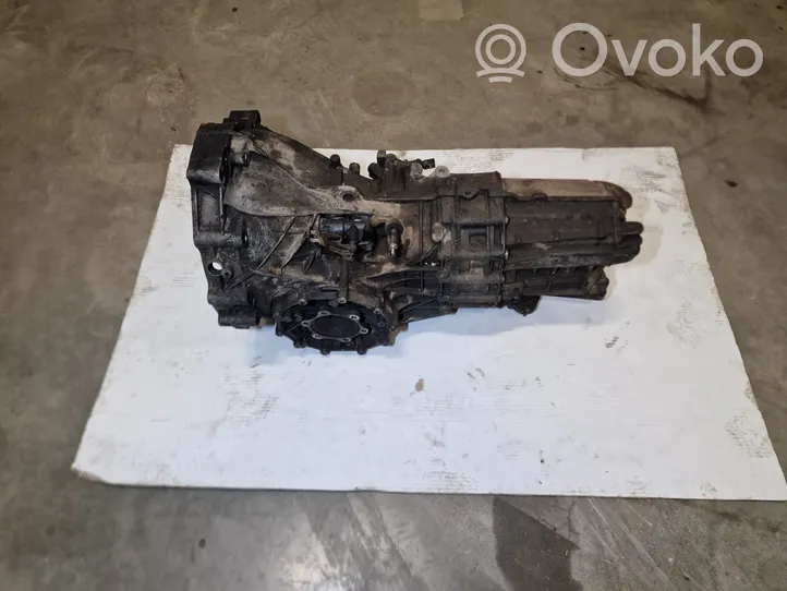 Audi A4 S4 B6 8E 8H Mechaninė 6 pavarų dėžė HCF