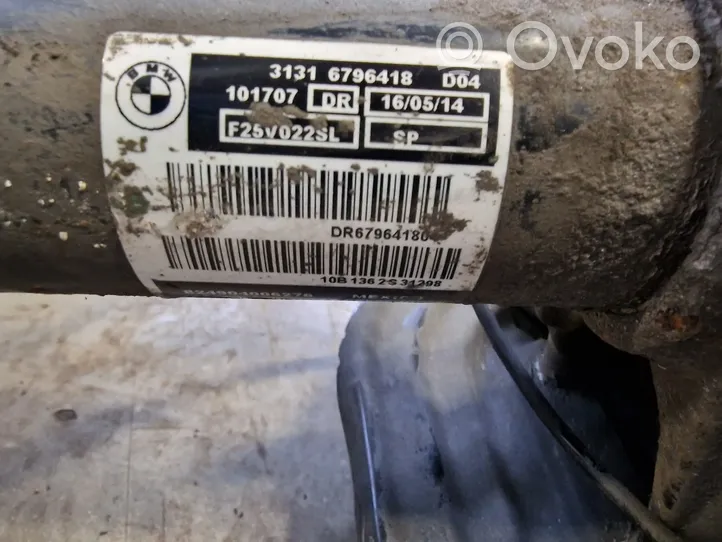 BMW X4 F26 Zwrotnica koła przedniego 6796418