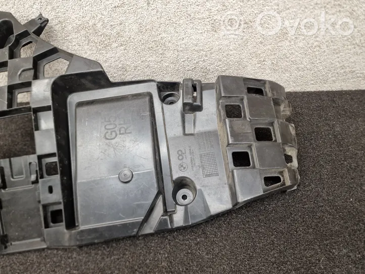 BMW X5 G05 Galinis laikiklis bamperio 7420654