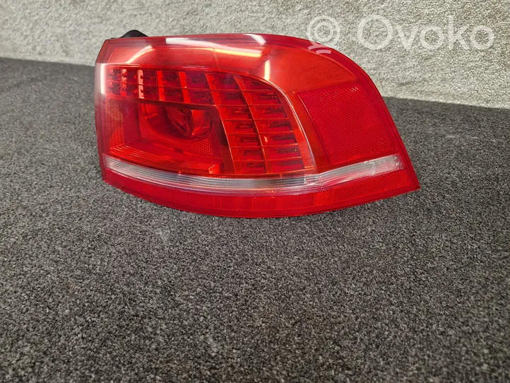 Volkswagen PASSAT B7 Lampa tylna 3AF945208BA