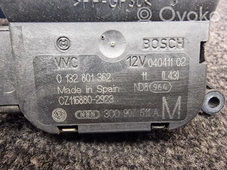 Volkswagen PASSAT B7 Air flap motor/actuator 3C0907511A